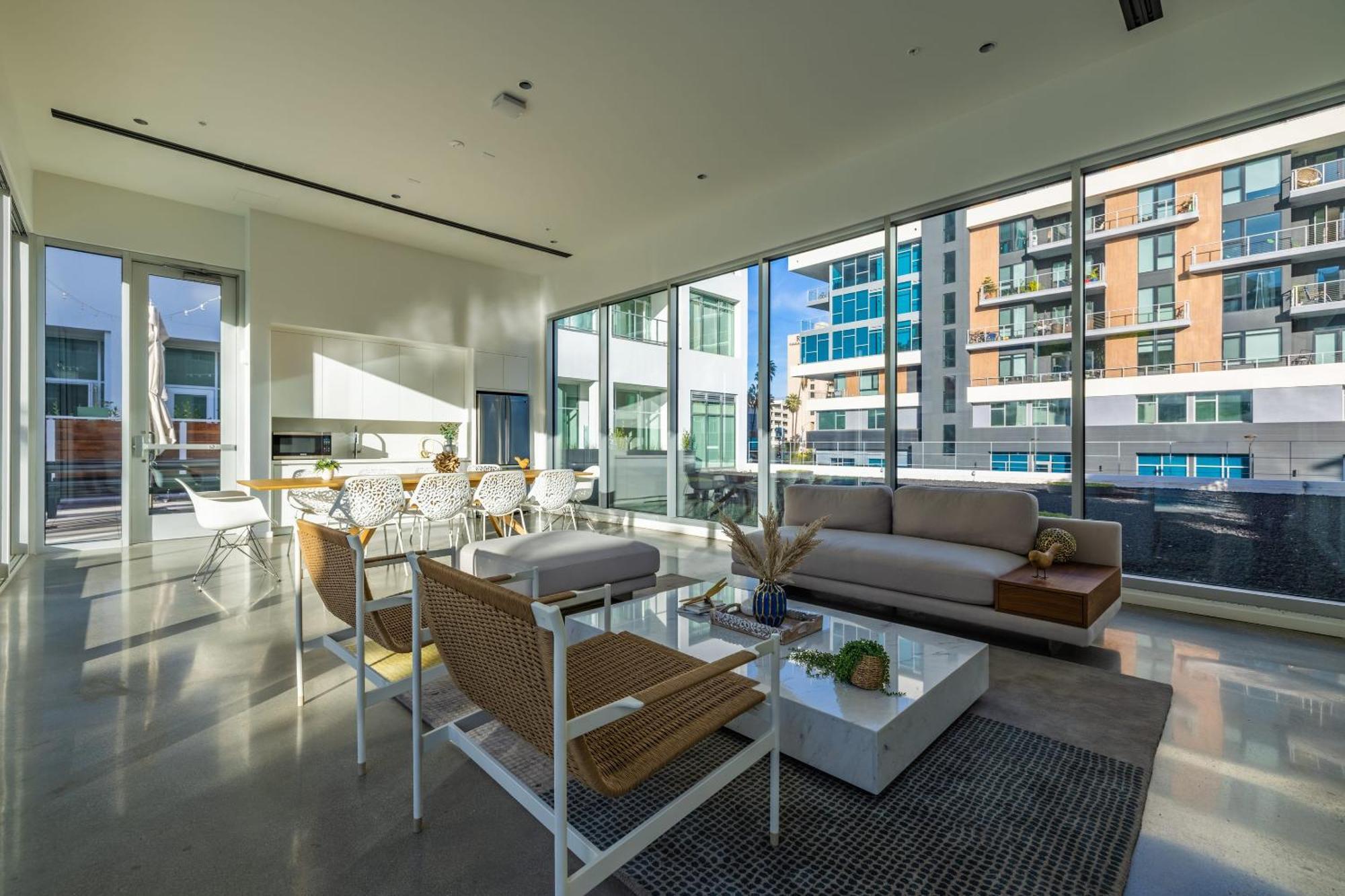 @ Marbella Lane - Penthouse W/ City & Ocean Views Long Beach Exterior photo