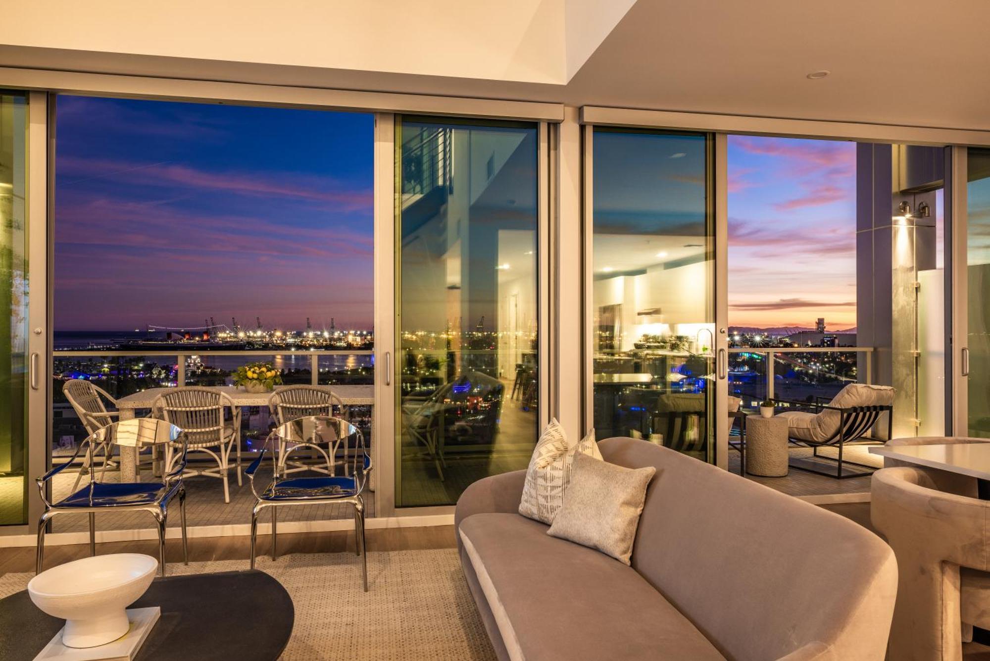 @ Marbella Lane - Penthouse W/ City & Ocean Views Long Beach Exterior photo