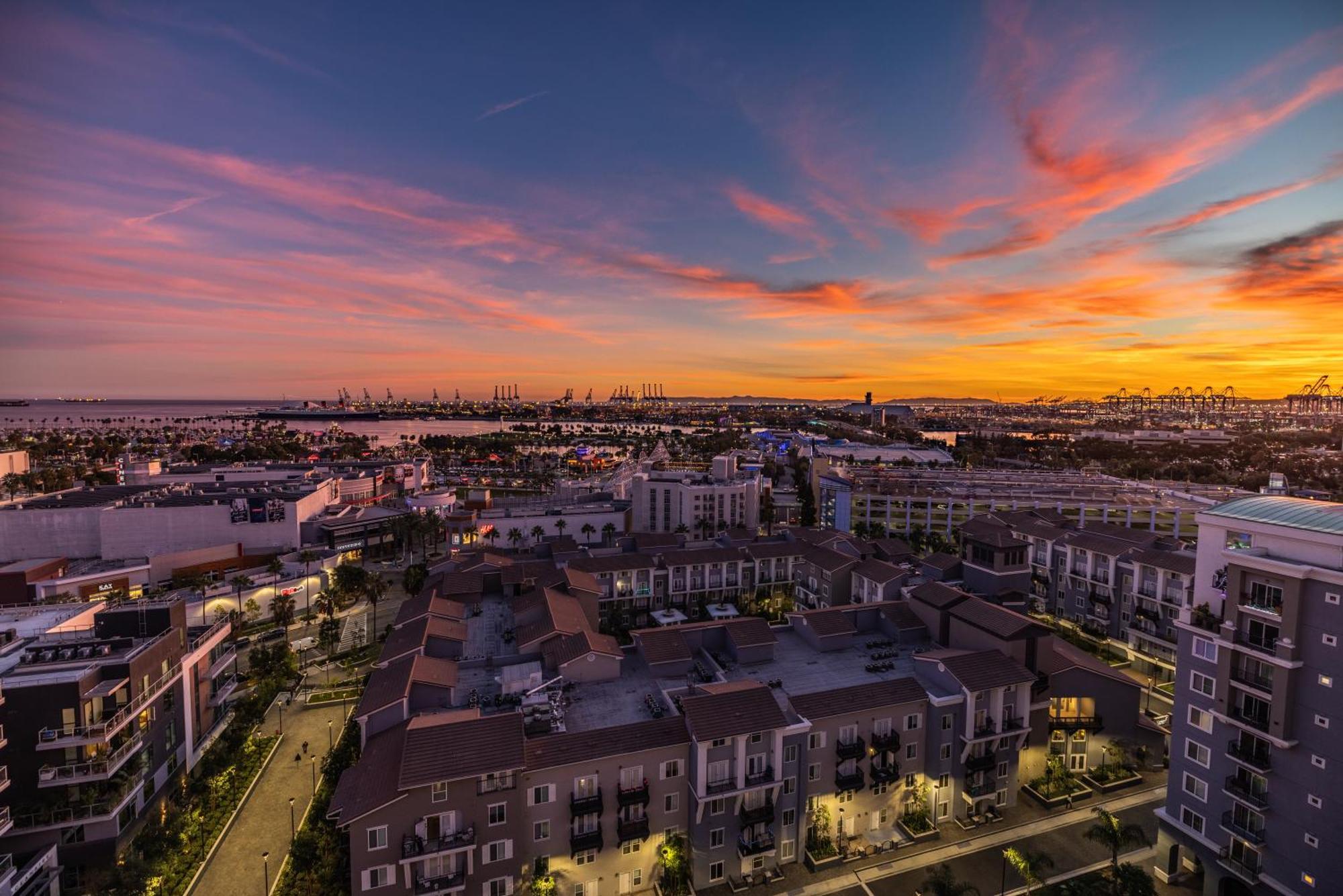 @ Marbella Lane - Penthouse W/ City & Ocean Views Long Beach Exterior photo