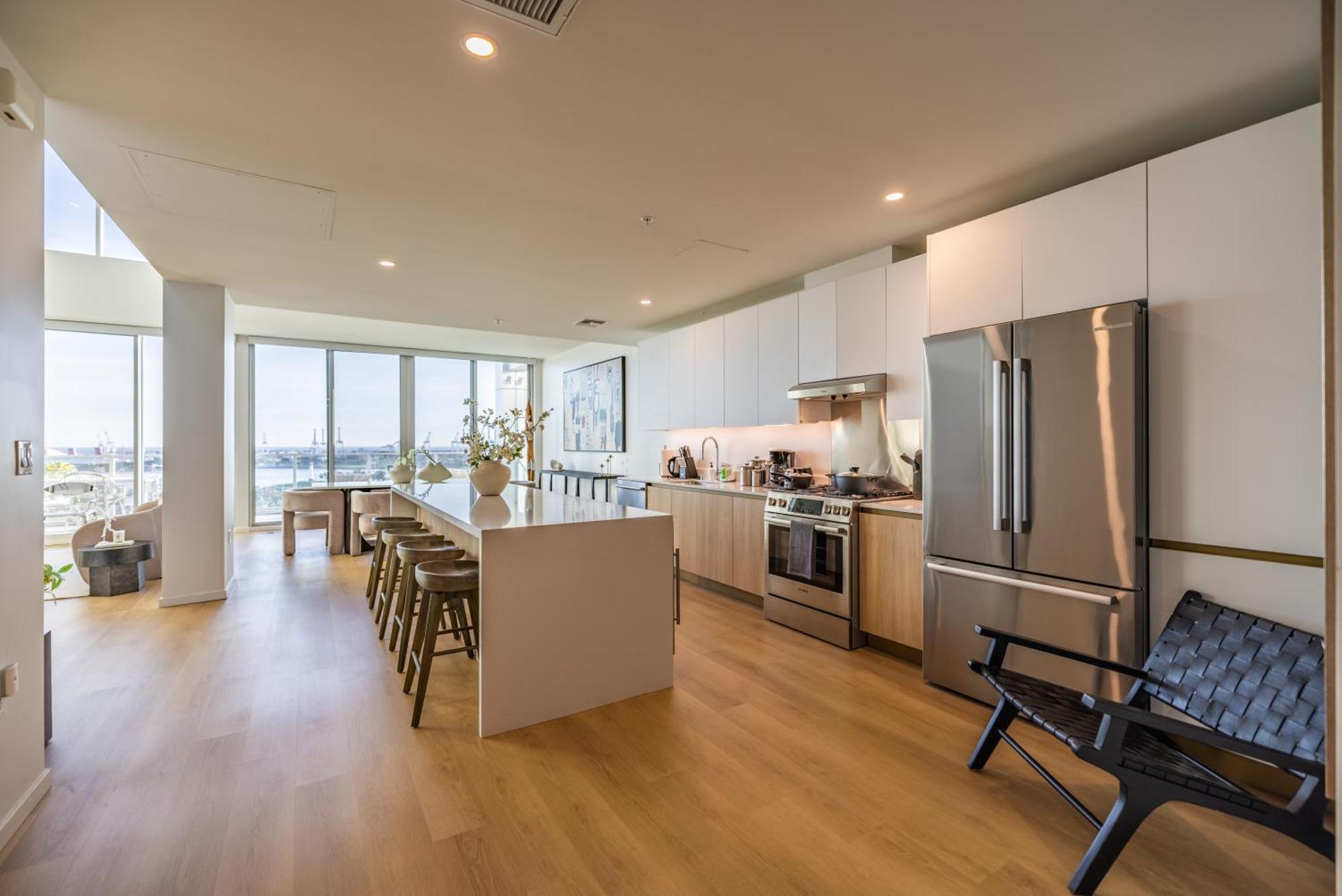 @ Marbella Lane - Penthouse W/ City & Ocean Views Long Beach Exterior photo